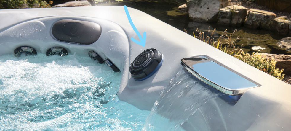 Recall valve cap